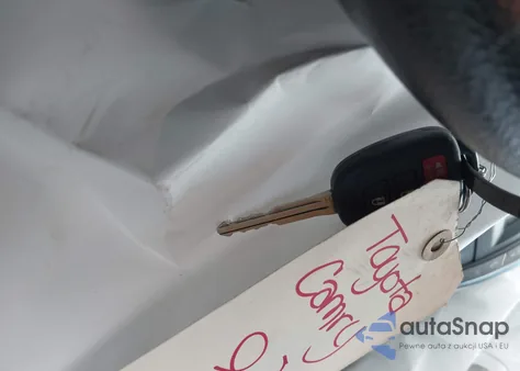 2016 Toyota Camry Le z USA, uszkodzony, nr VIN 4T4BF1FK5GR552930